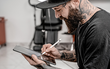 How tattoo scheduling software changes the way you work